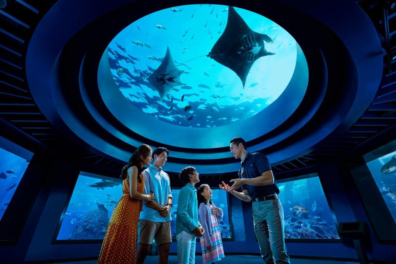 Resorts World Sentosa - Crockfords Tower Singapore Esterno foto